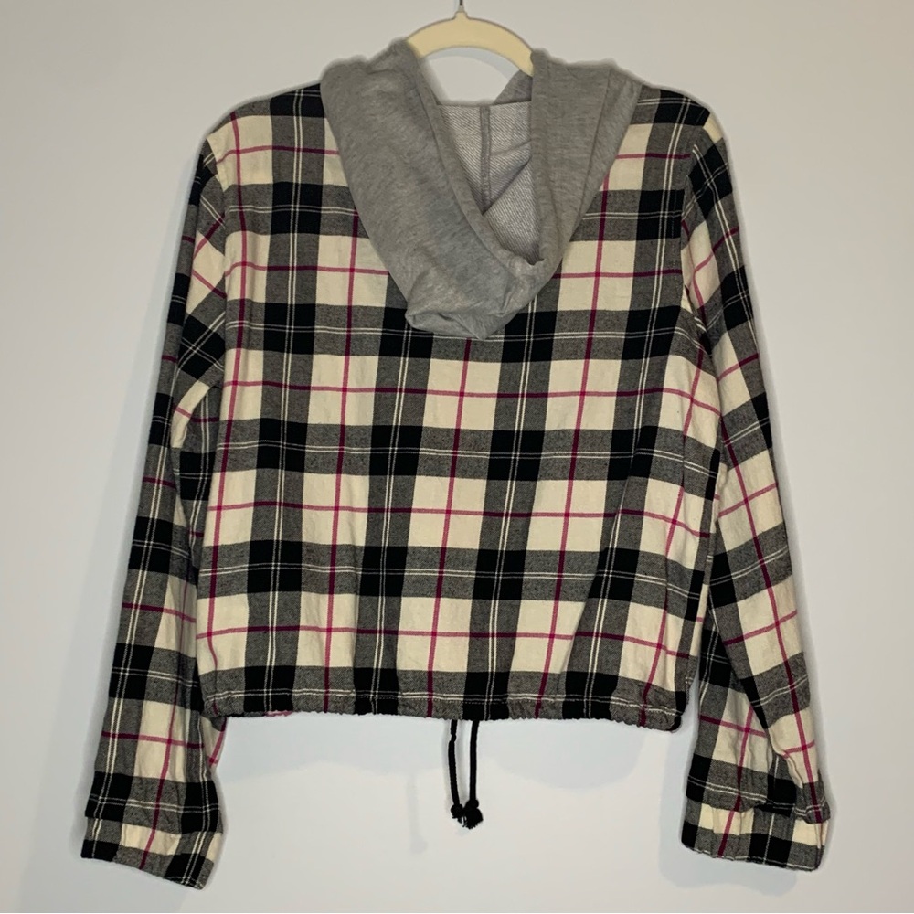 Casual 3 Piece Bundle Size Large - Picture 5 of 7